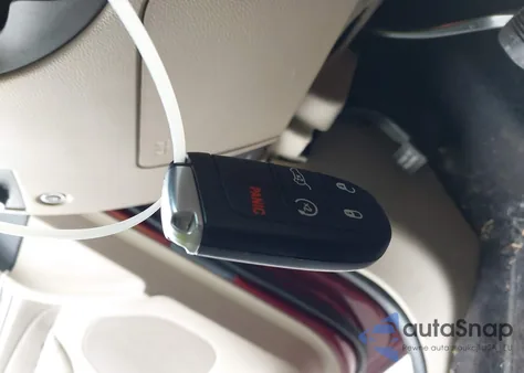 2016 Jeep Grand Cherokee Limited z USA, uszkodzony, nr VIN 1C4RJEBGXGC464336